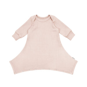 gips-boxpakje-brede-rib-zacht-roze-onesie-heupdysplasie-gipsbroek-spica-cast-heupluxatie-heupafwijking-handgemaakt