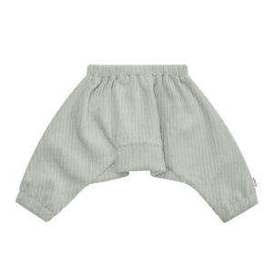 warme broek voor over de Pavlik bandage bij heupdysplasie