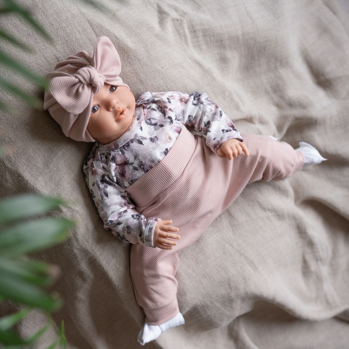 kleding voor baby's met een pavlik bandage