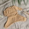 kledingset voor kindjes met een pavlik bandage
